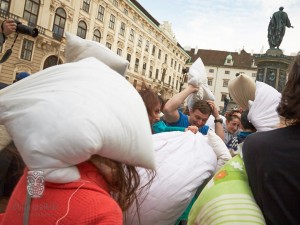 Pillowfightday Vienna 2015